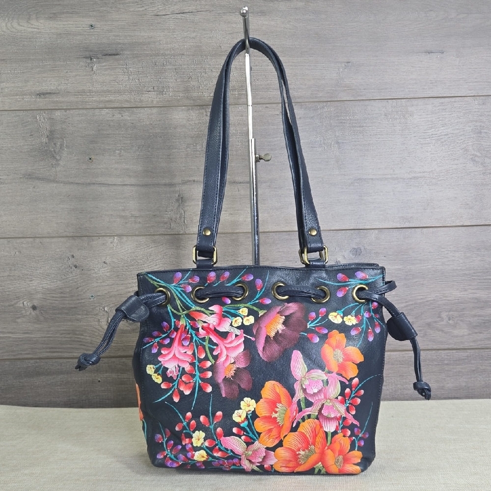 Floral Embroidered Women's Bag